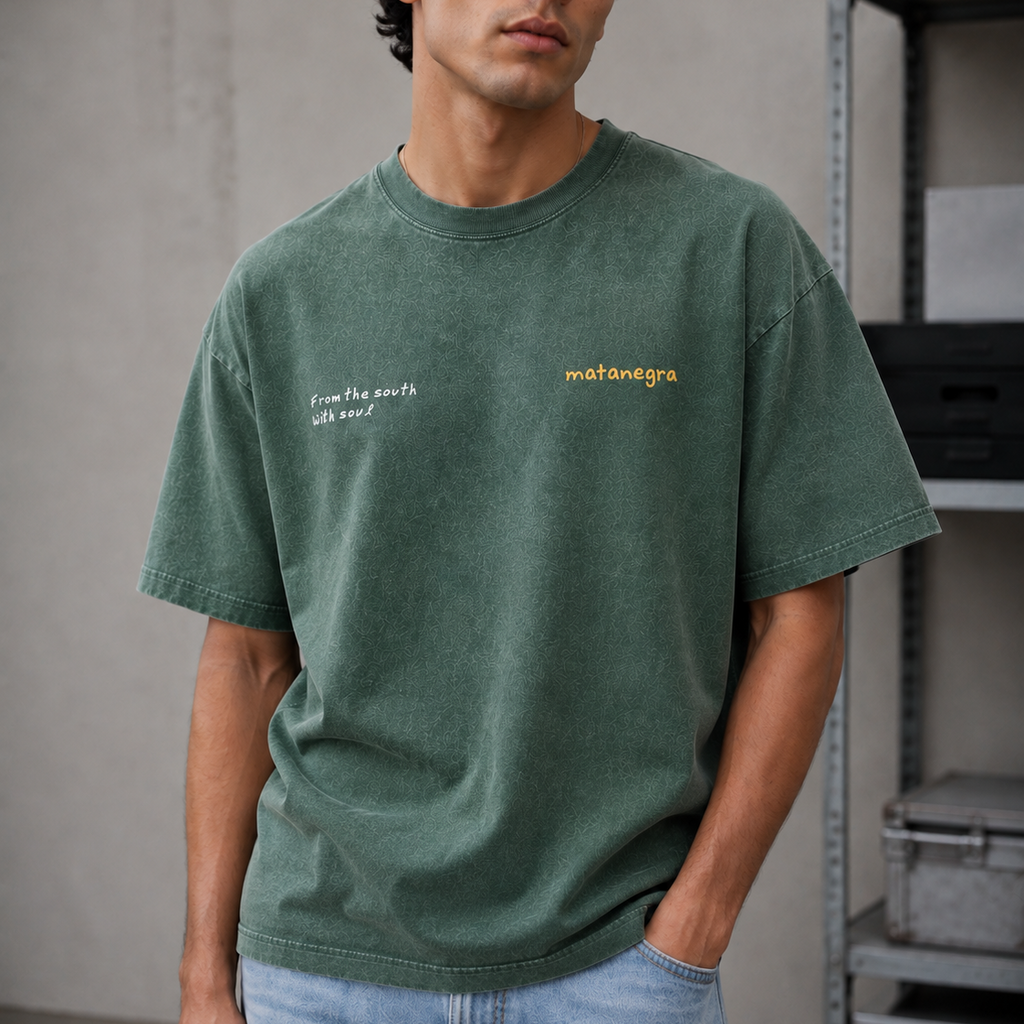 Camiseta Boxy Desgaste Bordada