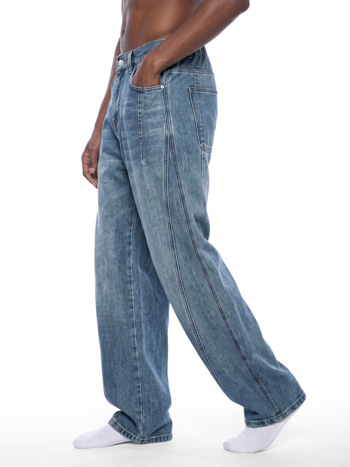 BARREL WASHED JEANS