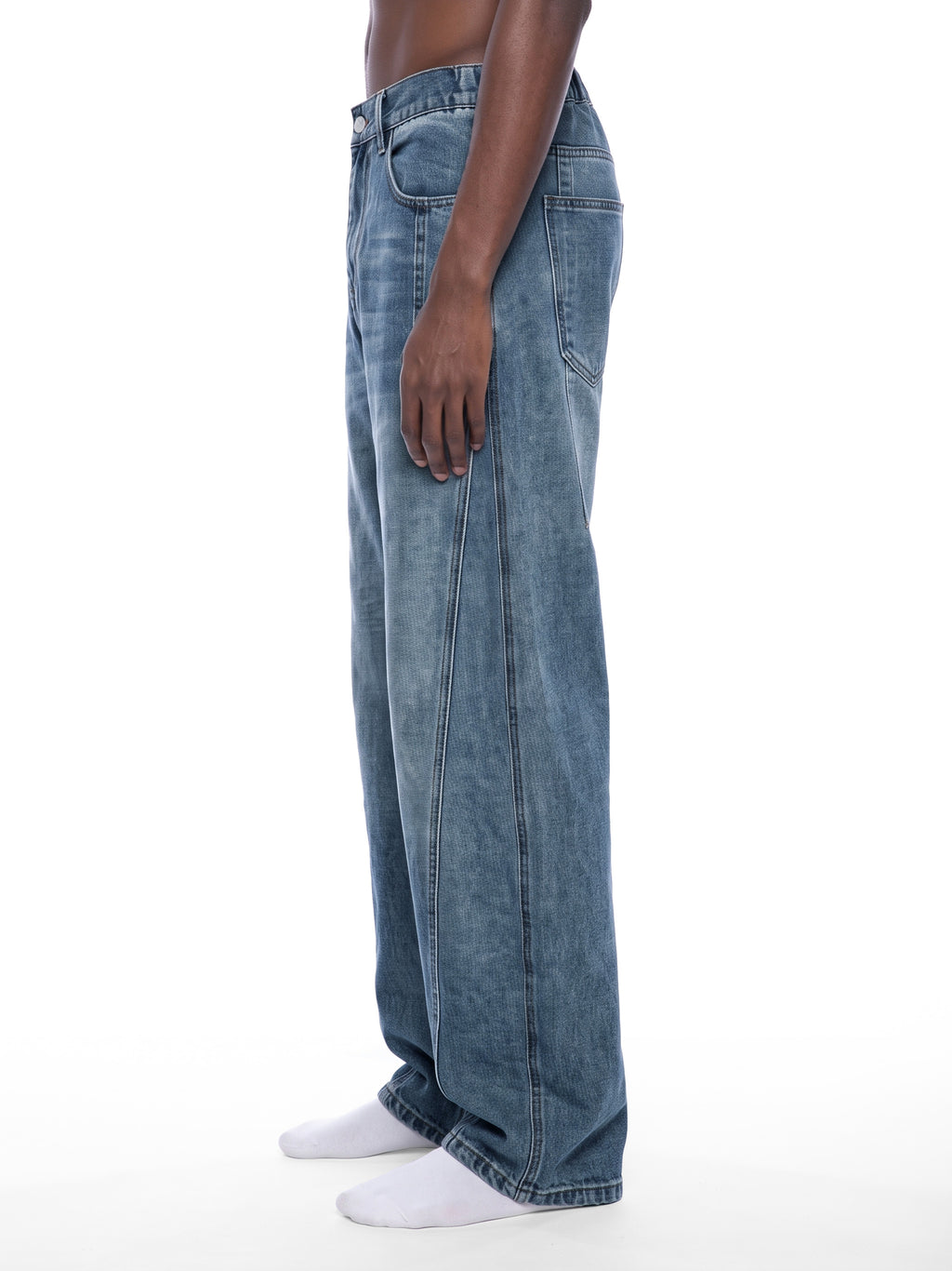 BARREL WASHED JEANS